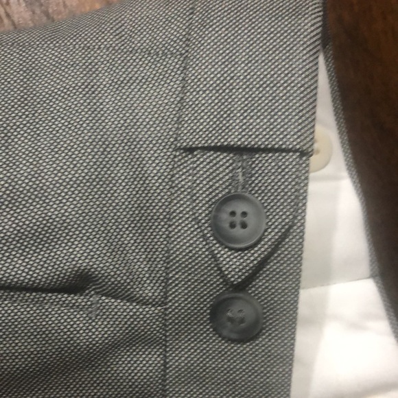 Paul Stuart Gray 100% wool birdseye suit - Picture 7 of 8